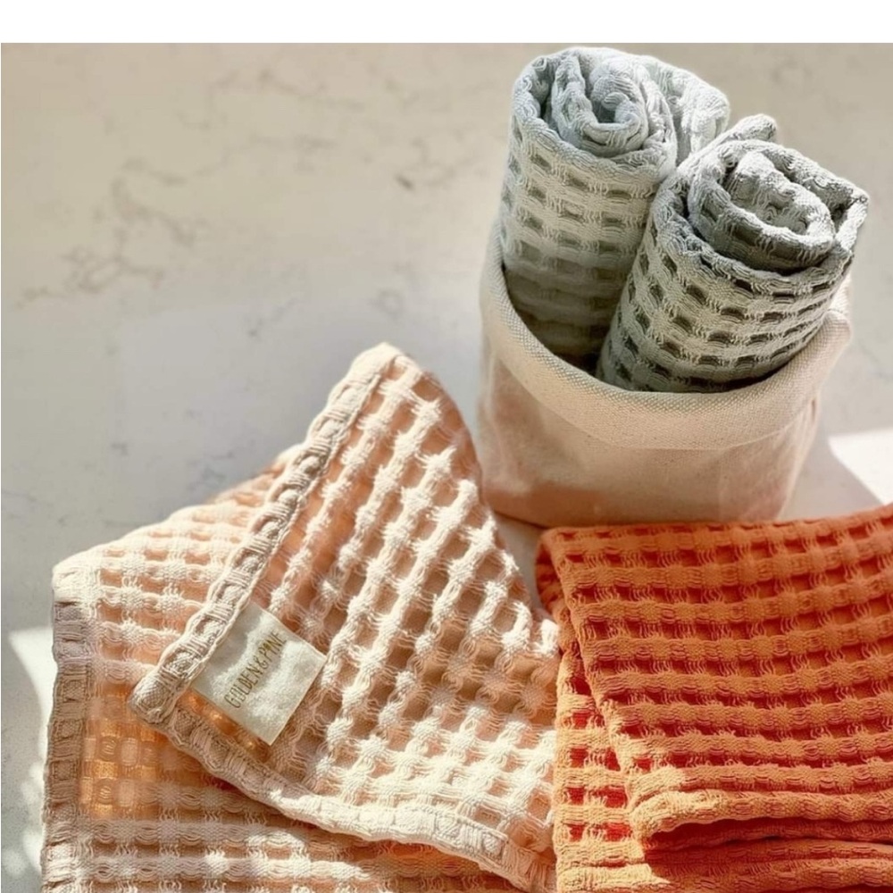 NWT Golden & Pine Waffle dish towels, 4 pack, with canvas holder